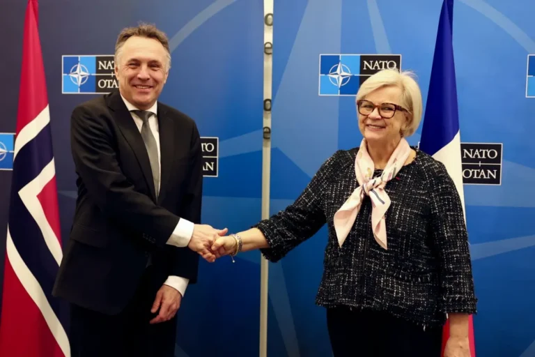 1770952478-4105-large