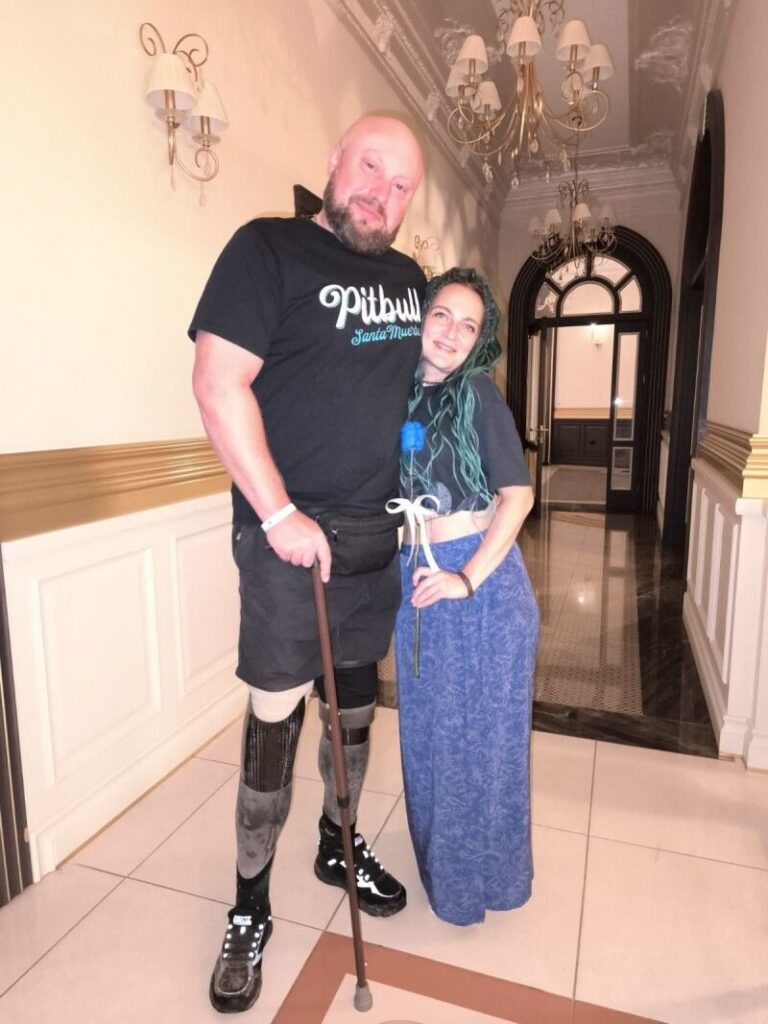 xhf4t4-0x0-1200x1600-c4iumhoahsgookj2kd3cmnc5ivvb5sni