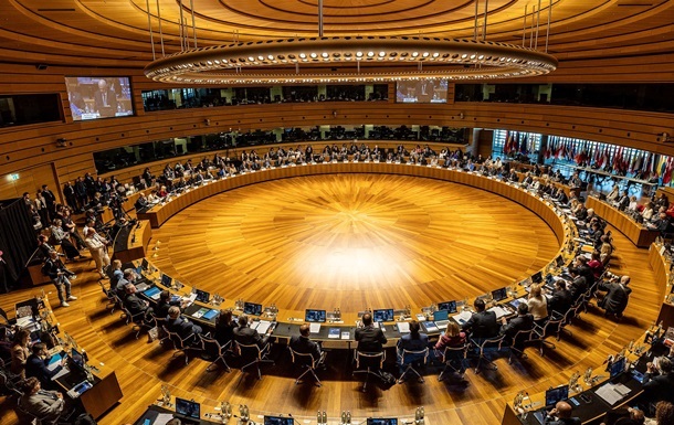 4331159