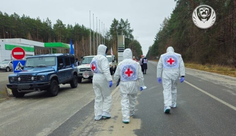 photo_5386633062663263573_y